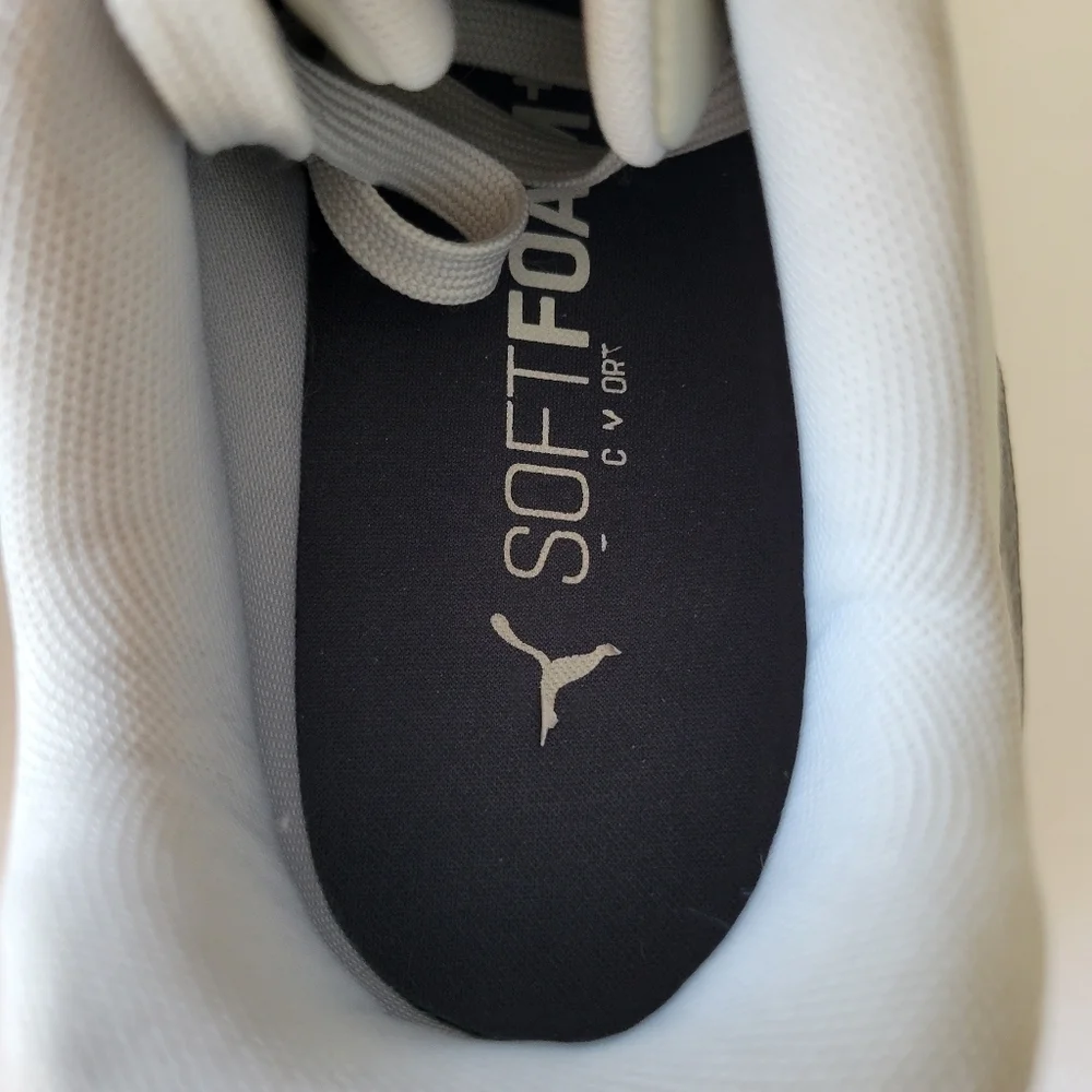 Puma Carter Sneaker.